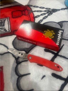 Spyderco Men's Folding Knife with Red Handle